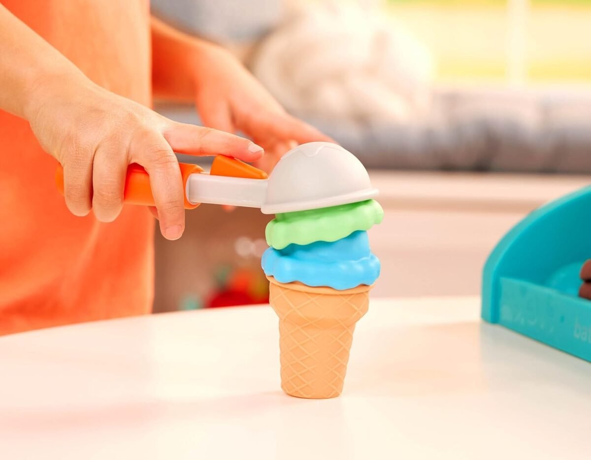 Battat / Ice Cream Playset - Sweet Sprinkles - Image 4