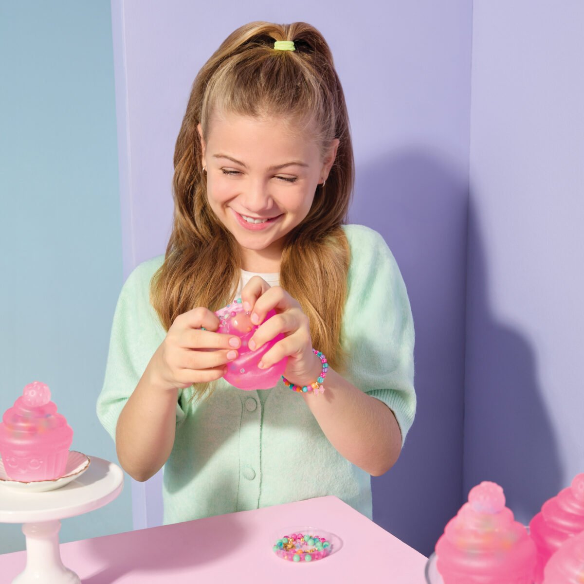 Make It Real Pick-Perfect Cupcake Bracelet Kit – DIY Bracelet Craft Set - Image 5