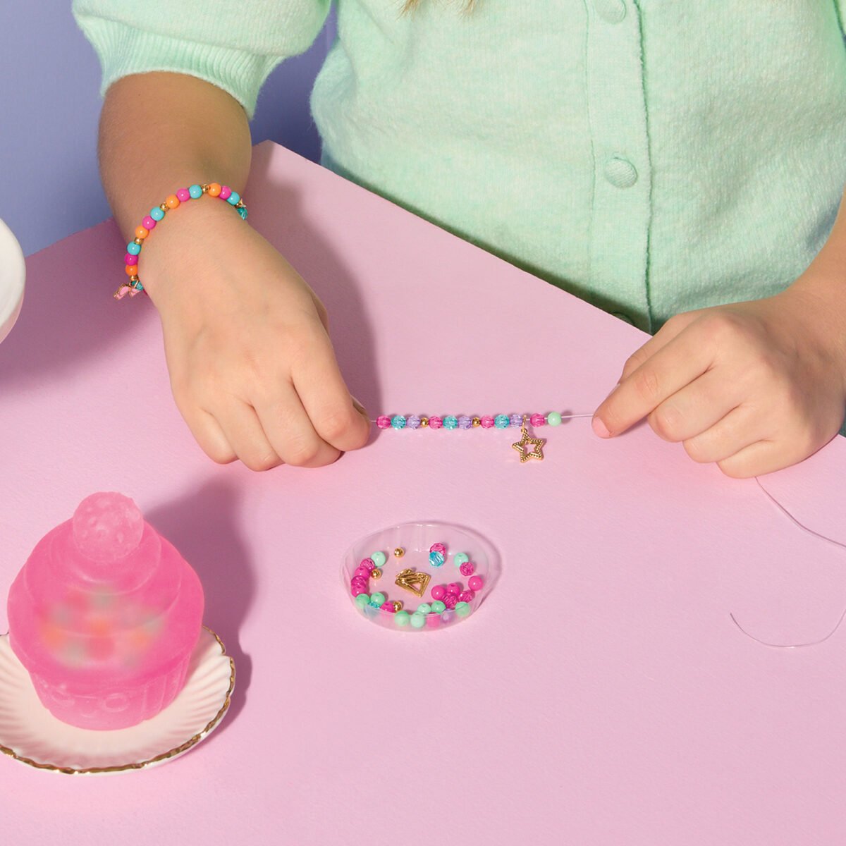 Make It Real Pick-Perfect Cupcake Bracelet Kit – DIY Bracelet Craft Set - Image 4
